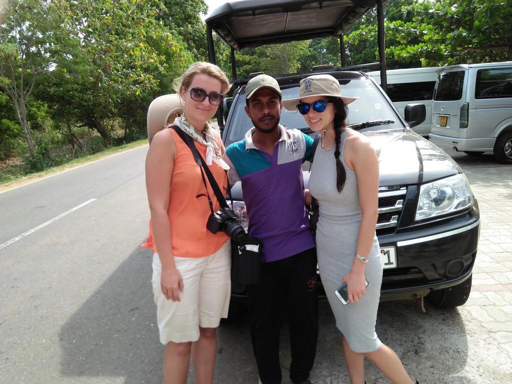 Brookline Safari Resort Udawalawe Buitenkant foto