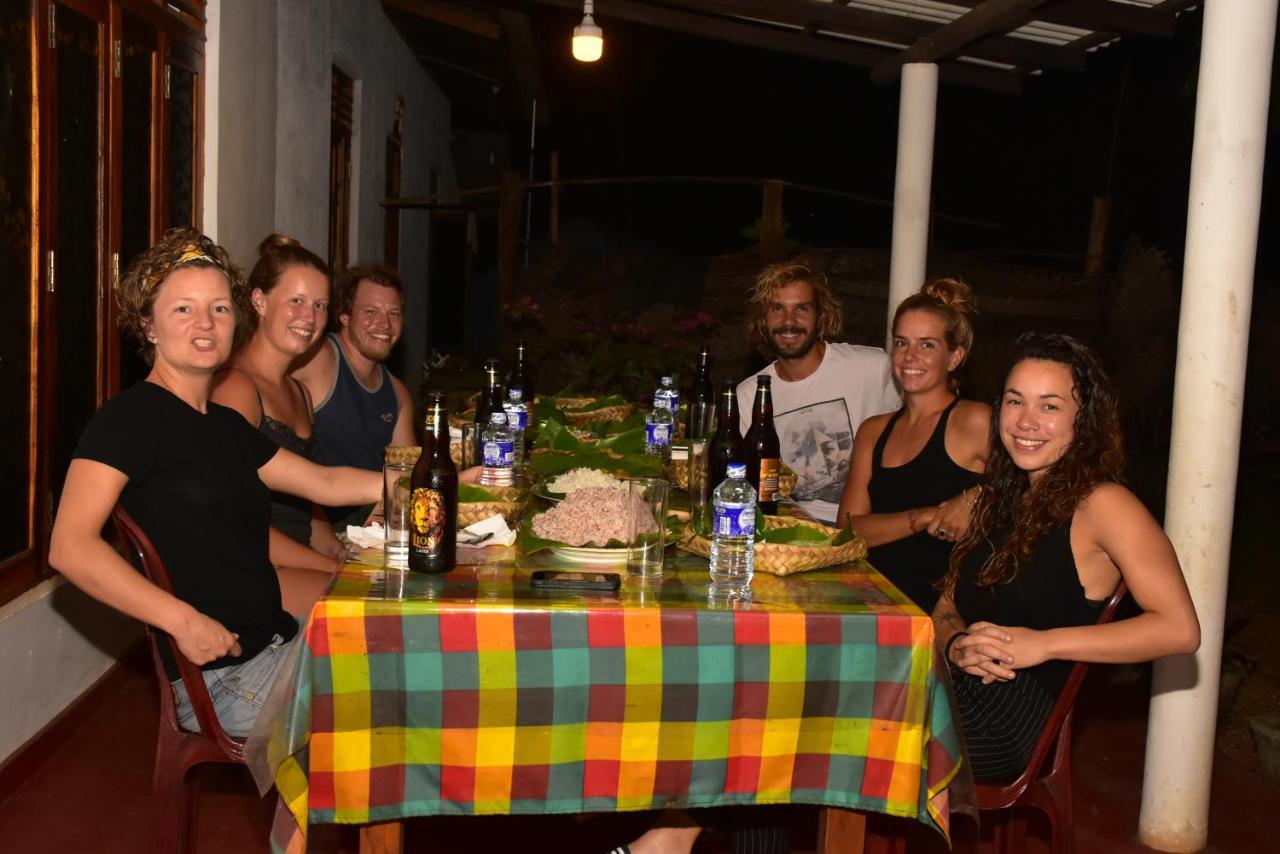 Brookline Safari Resort Udawalawe Buitenkant foto