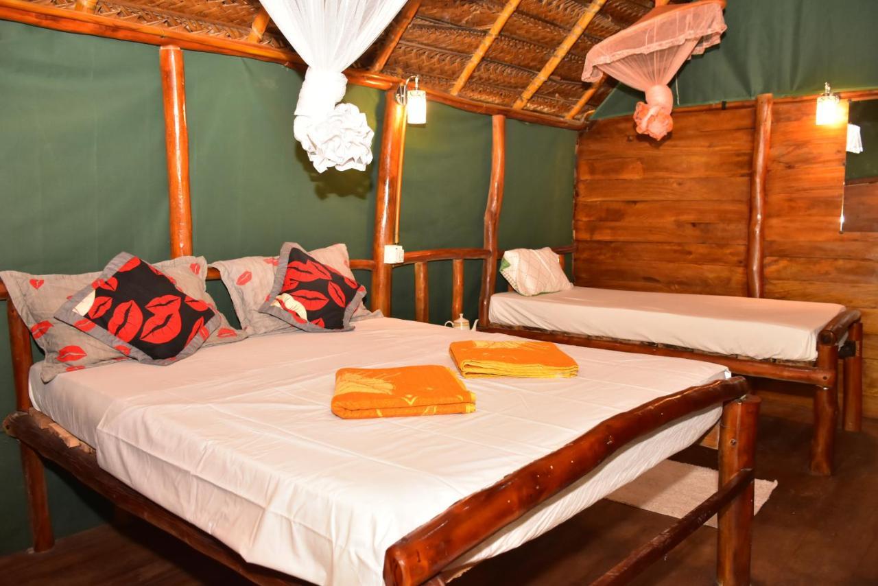 Brookline Safari Resort Udawalawe Buitenkant foto